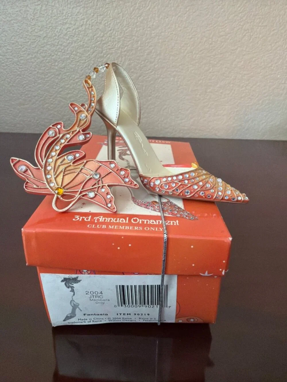 Just the Right Shoe Raine 2003/2004 Club Ornaments Bejeweled Fantasia Christmas